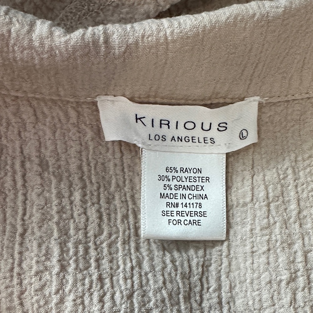 *KIRIOUS LA* Beige x Gold Button-Down Short Sleeve Crinkle Top Shirt Size Large - Picture 8 of 8